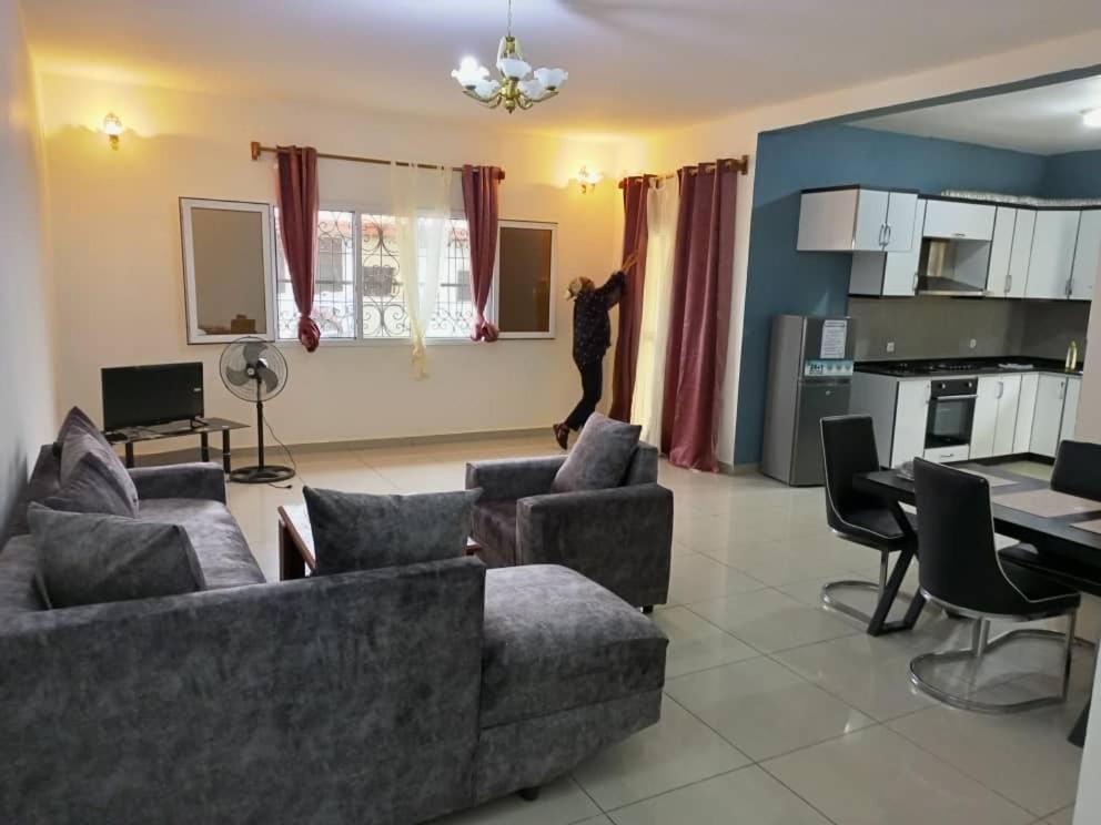 Residence Rosalie Yaoundé Pokoj fotografie